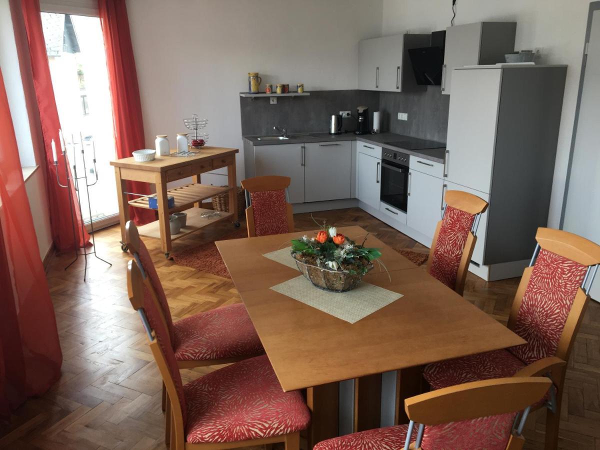 Ferienwohnung Backes Ettringen  Екстериор снимка
